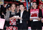 บอสบิ๊บ ทอมพันล้าน ควงตุ๊กกี้ เปิดแคมเปญ ปลดหนี้ฟ้าผ่าประเดิมแจกเงินแสนแม่ค้าตลาดนัด ตั้งเป้าเดินหน้าแจกทั่วไทยกว่า 10 ล้าน