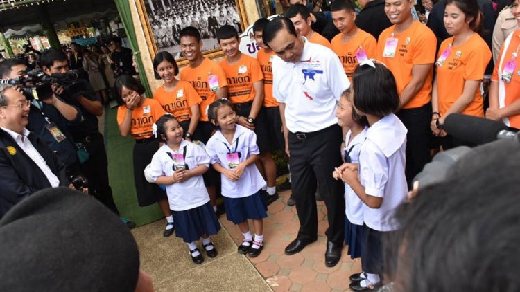 PM tells 18 years old youth to go to the polls in next election