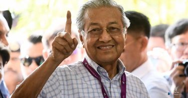 Mahathir says tons of shredded documents found in government offices