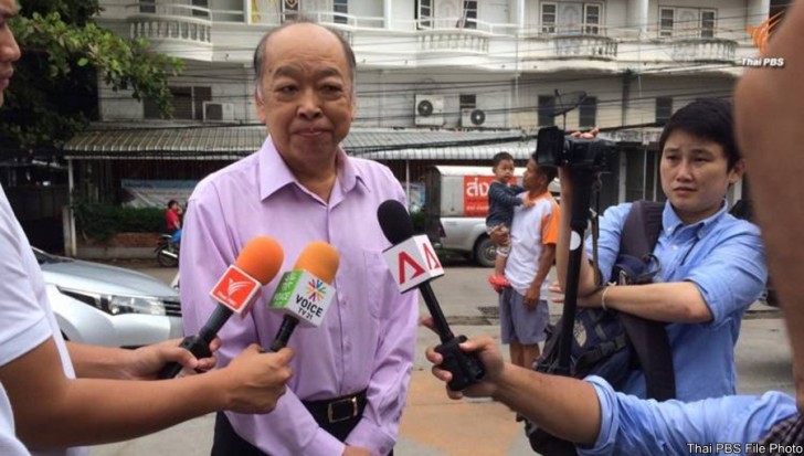 Supreme Court to decide fate of former FM Surapong this afternoon on Thaksin’s passport scandal
