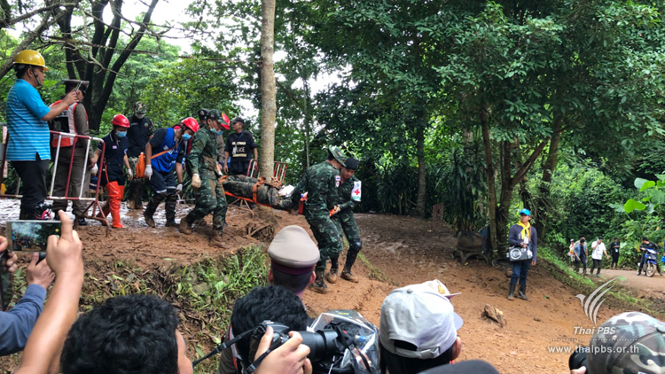 Drill to evacuate survivors from Tham Luang begins