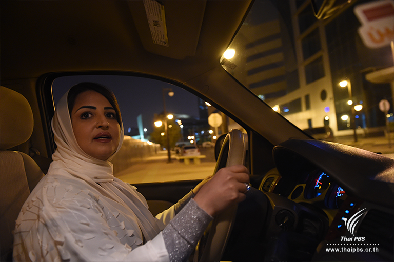 Women in Saudi Arabia allowed to drive for first time