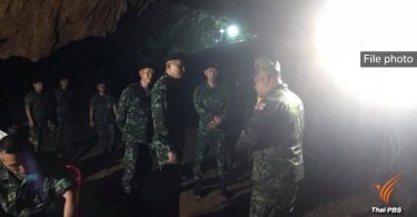 Navy Seals frog men find markings left by trapped football team in underwater cave