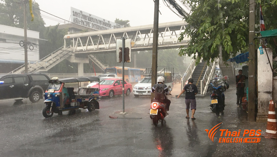 Bangkok ready for flooding as rainy season arrives