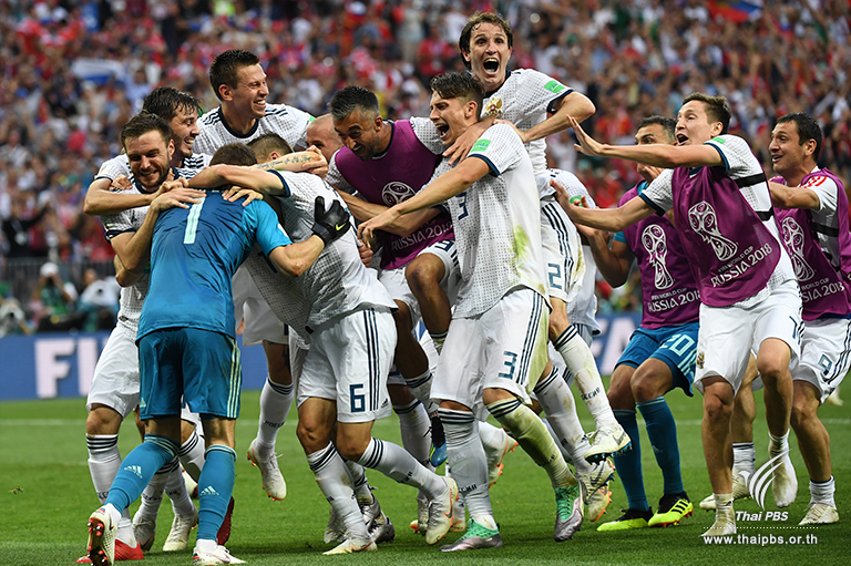 Russia ousts Spain in penalty shootout