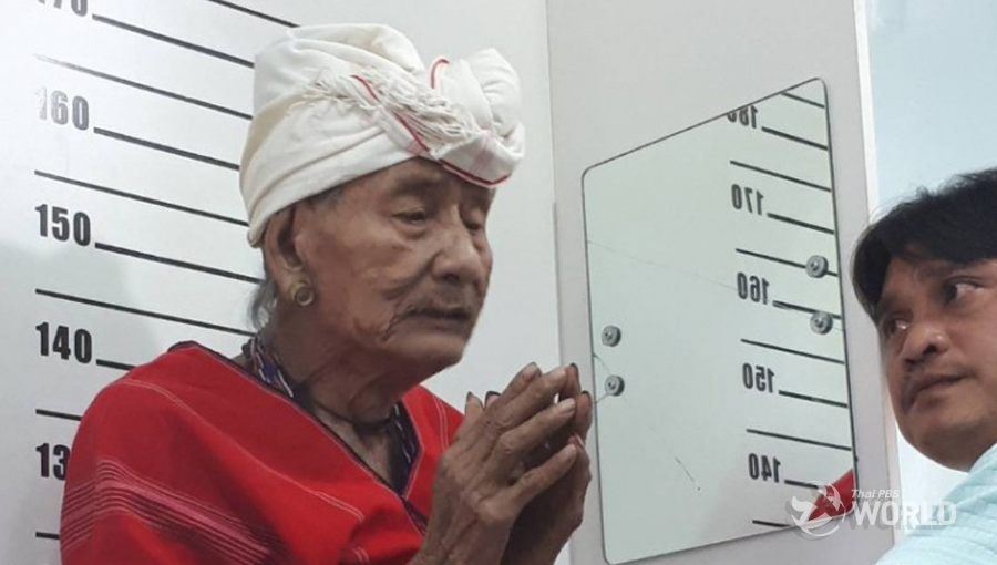 107-year old Karen spiritual leader granted Thai citizenship |