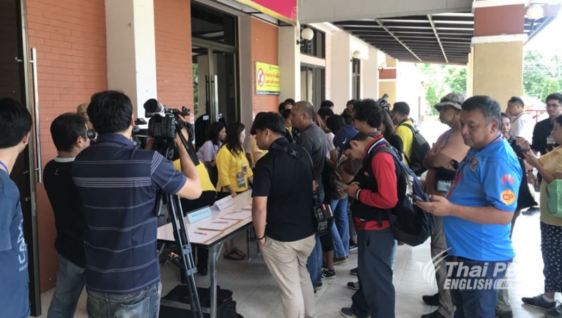 Journalists begin arriving for press conference with “Wild Boars”
