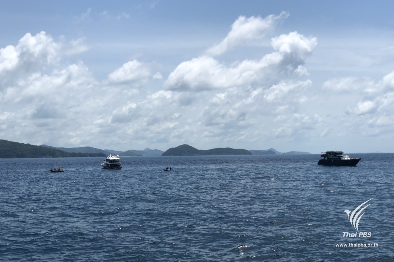 5 more bodies in Phuket boat accident victims found, 18 still missing