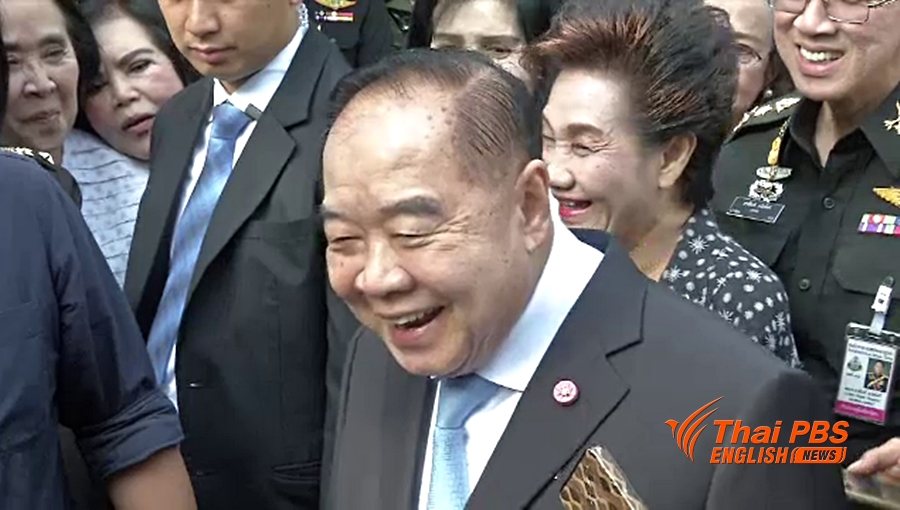 Prawit rushed to hospital from Cabinet meeting