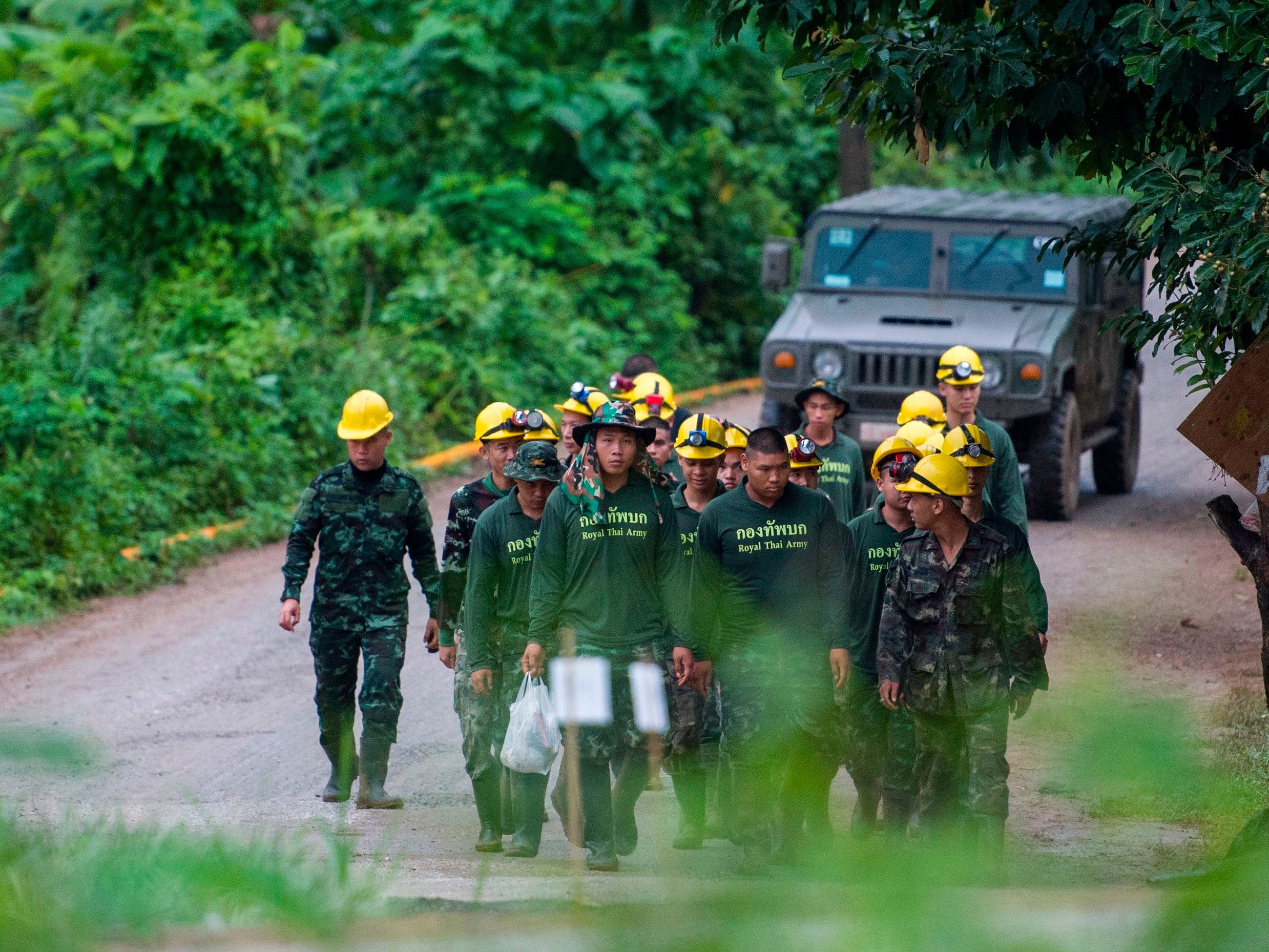 Thai cave rescue – LIVE: Same divers to conduct next mission for remaining boys, say officials