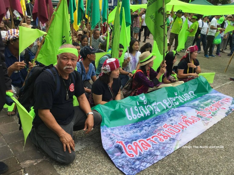Anti-Doi Suthep housing project groups rally to pressure government |