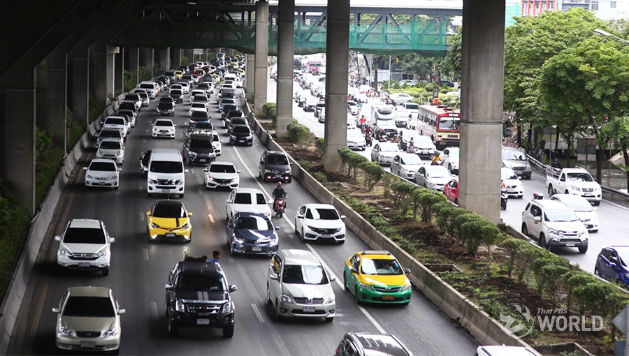 Police defend  proposal for stiff fines for drivers without driving licenses |