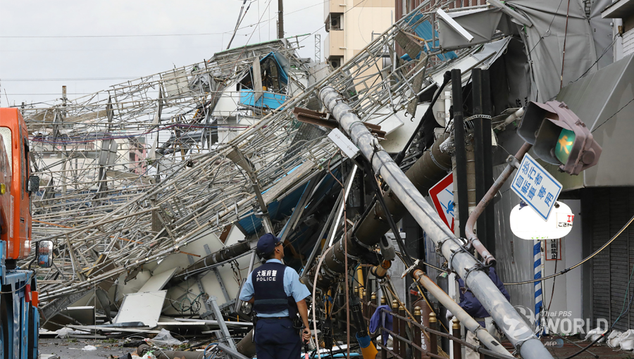 Powerful typhoon hits western Japan, killing at least six |