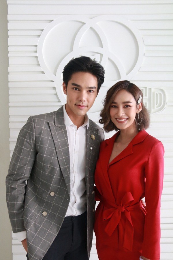 “นางร้าย” แรงทะลุจอ เรตติ้งพุ่ง 6.1-7.4 “บูม-นาว” แอบกระซิบมีเซอร์ไพรส์ ส่งท้ายจันทร์-อังคารนี้