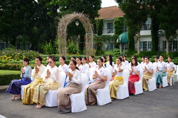วันพุธที่ 17 กรกฎาคม 2562 ผู้เข้าประกวดมิสไทยแลนด์เวิลด์ 2019 ลุยกิจกรรมจิตอาสา ปลูกป่าลอยฟ้า ผายายเที่ยง