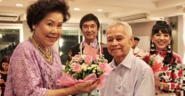 “นิสา อาพร”นักร้องรุ่นใหญ่สายบุญ จัดวันเกิดเปิดอัลบั้มเพื่อโครงการ”เอื้ออาทรต่อเด็กและผู้ป่วยเอดส์”วัดพระบาทน้ำพุ