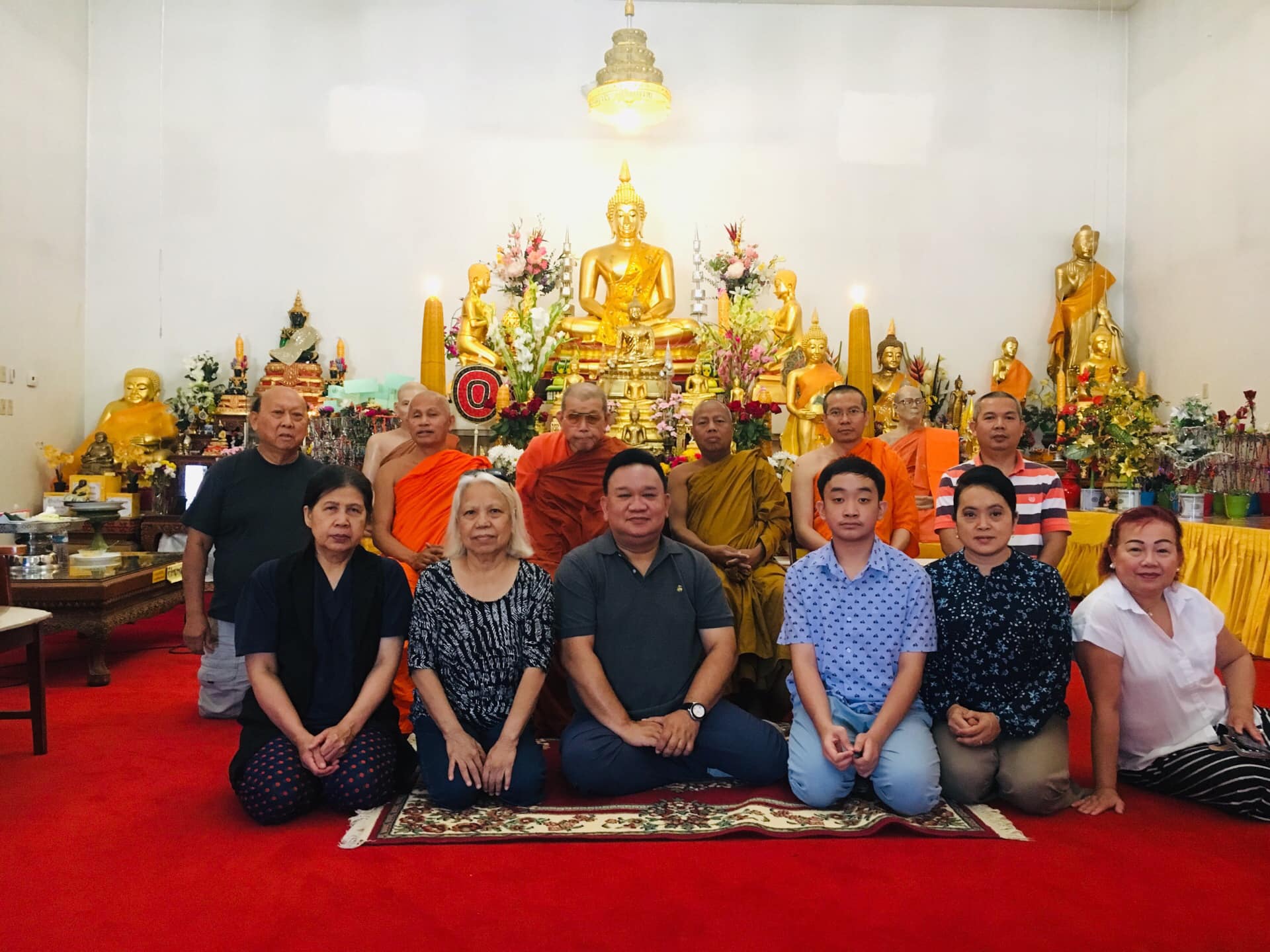 กงสุลใหญ่ฯ กราบนมัสการเจ้าอาวาสและพระที่จำพรรษาในลาสเวกัส