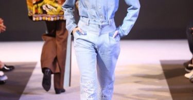 ตอกย้ำความสำเร็จโครงการเฟ้นหาดีไซเนอร์นักธุรกิจรุ่นใหม่ “VOGUE Who’s on Next, The Vogue Fashion Fund 2019” ปีที่ 6 ประกาศผลผู้ชนะพร้อมรับรางวัลมูลค่ากว่า 1 ล้านบาท และคำแนะนำจากผู้เชี่ยวชาญตลอด 1 ปี