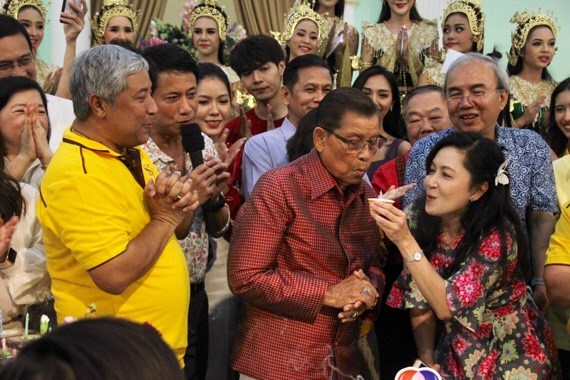 อบอุ่นทุกปี..ทำบุญวันเกิด“คุณหรั่ง ไพรัช”ครบ 89 ปี ปลื้มใจลูกหลาน ญาติสนิท มิตรสหาย พร้อมหน้า