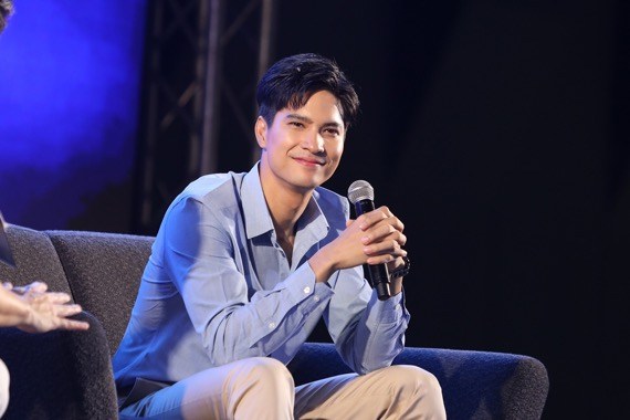 “ไมค์” ซึ้งทั้งน้ำตา ปลื้ม “เมียโจร” ล้นฮอลล์ร่วมฟินแฟนมีต