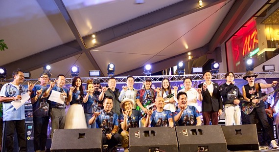 “หม่ำ จ๊กมก” นำทีมนักแสดงเปิดตัวภาพยนตร์เรื่อง “บอดี้การ์ดหน้าหัก” – Gossip Thai