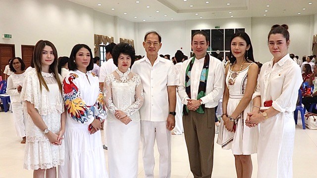 โก้-ซาร่า-ผิง ร่วมบุญปลูกต้นกล้า บรรพชาเยาวชน ณ ประเทศอินเดีย