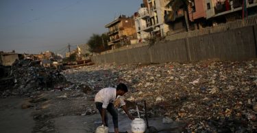 Lack of clean water for India’s poor spawns virus concerns