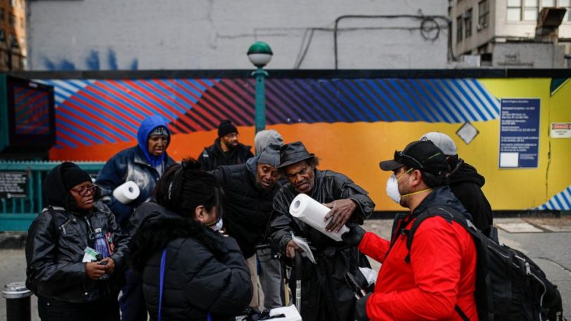 ‘I can do it.’ Couple braves pandemic to help NYC’s homeless