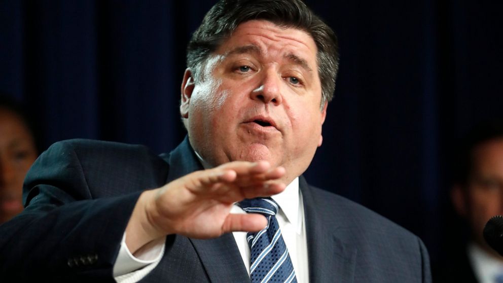AP Sources: Illinois governor to order shelter in place