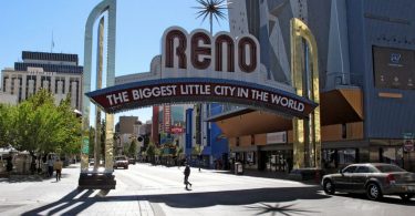 Nevada to close casinos, businesses and ban dining out