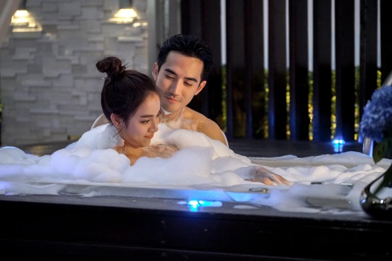 พักรบพบรักมโน!! “บิ๊กเอ็ม-เปรี้ยว”ลงอ่างอาบน้ำสวีตมุ้งมิ้ง