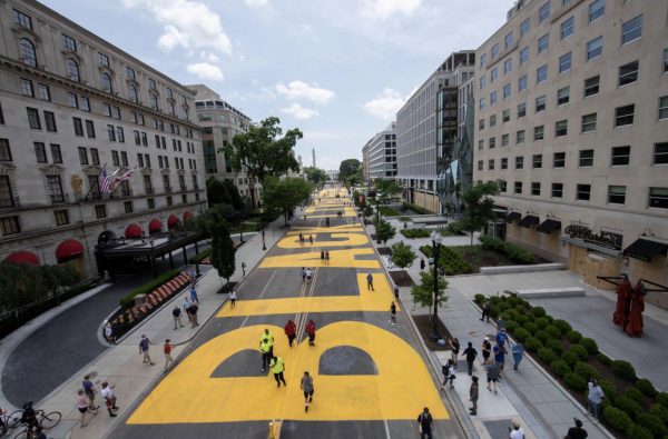 D.C. mayor has ‘Black Lives Matter’ painted on street near White House – Thai PBS World