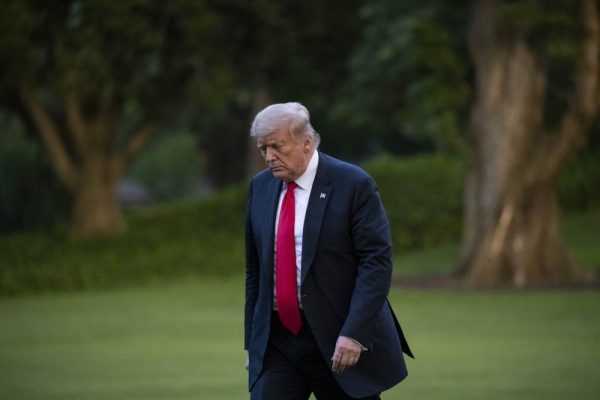 Trump tweets video with ‘white power’ chant, then deletes it – Thai PBS World