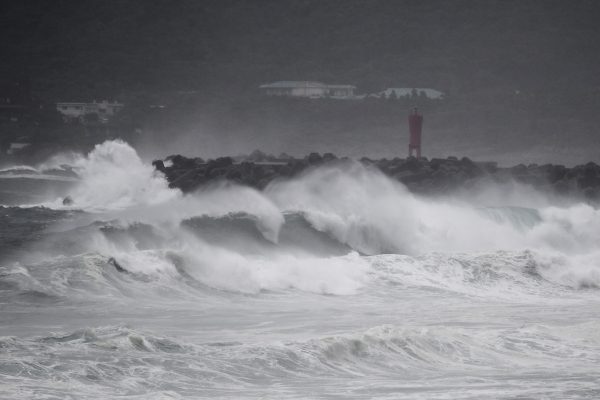 Powerful typhoon slams Japan with violent winds, heavy rain – Thai PBS World