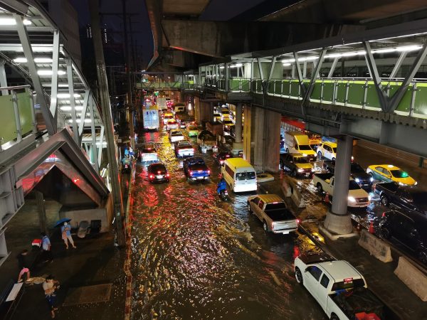 Bangkok’s Tuesday morning traffic nightmare – Thai PBS World