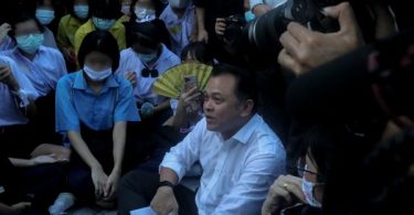 Demanding resignation of Education Minister if he doesn’t meet student demands is harassment – Nataphol – Thai PBS World