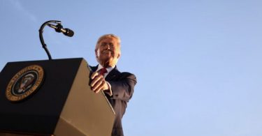 Trump says people protesting in Washington Thursday were ‘thugs’ – Thai PBS World
