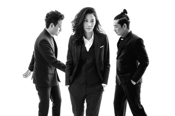 ขอเรียนเชิญสื่อมวลชนร่วมงานแถลงข่าว THE NEW ALBUM PREVIEW PARTY OF “MY LIFE AS ALI THOMAS” มาย ไลฟ์ แอส อะลิ โทมัส พฤหัสที่ 10 กันยายนนี้ เวลา 15.30 น. สถานที่ บริษัทวอร์นเนอร์ มิวสิค