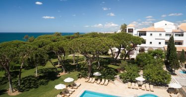 Pine Cliffs, Algarve hotel review