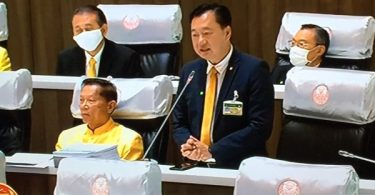 Senator Somchai urges protesters to demand reform of Thai politicians, not Monarchy