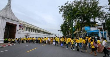 Thais pay tribute to late Great King Bhumibol on 4th anniversary of his passing