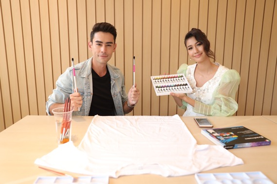 “พิ้งค์พลอย” ชวน “หลุยส์” พักบู๊ ควงคู่โชว์งานศิลปะ