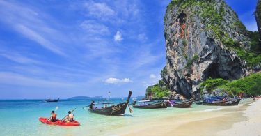 TAT announces compulsory medical insurance for foreign visitors