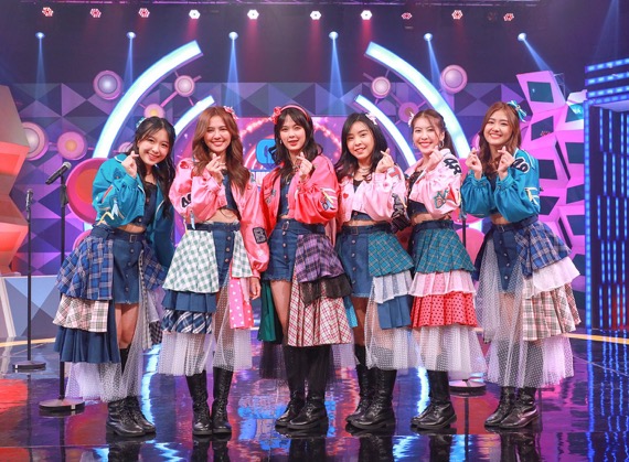 “6 สาว BNK48” โชว์เสียงร้องจัดเต็ม ท้าดวลกันเอง เพลง “คุกกี้เสี่ยงทาย”