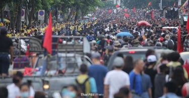 Police brace for three protest groups in Bangkok this afternoon