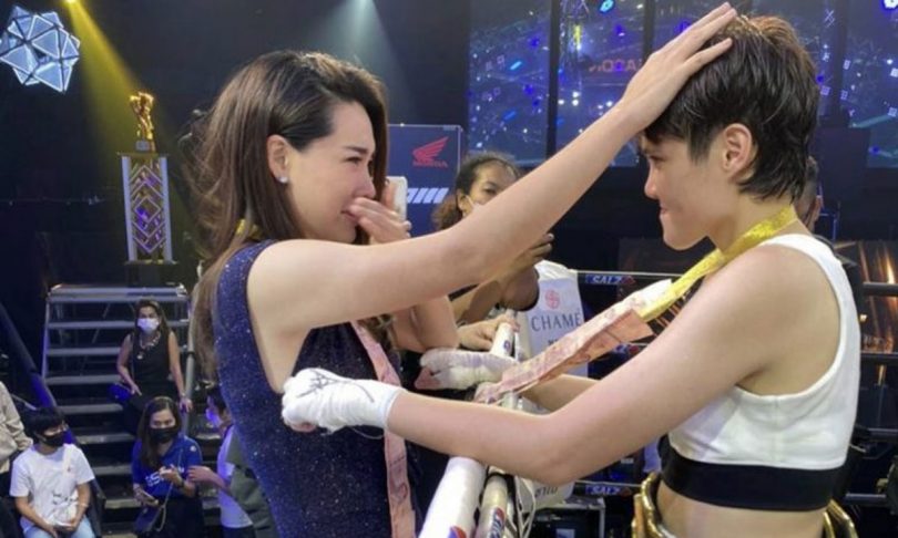 ส่อดราม่า! คนตั้งข้อสงสัย “หมอเจี๊ยบ” ซี่โครงหักทำไมขึ้นชก 10 Fight 10