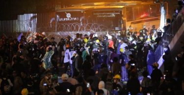 12 key protesters acknowledge charges of defying the state of emergency