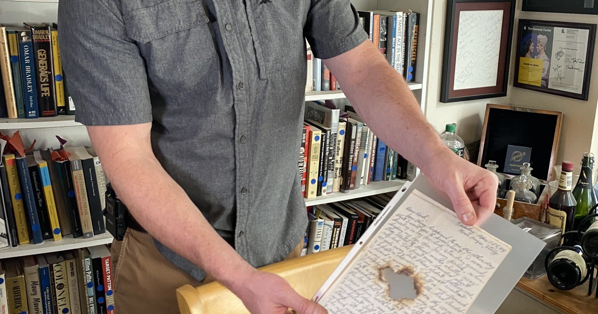 Man collects thousands of war letters