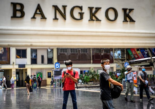 Bangkok closes entertainment venues, Chiang Mai imposes travel restrictions
