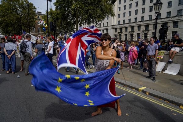 EU, Britain attempt breakthrough in Brexit talks